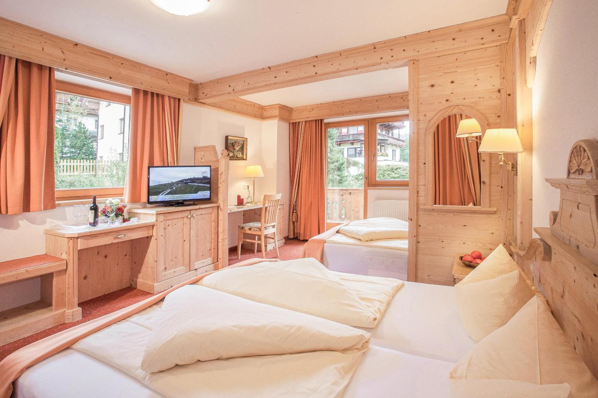 Alpenhotel Tirolerhof Gerlos Room photo